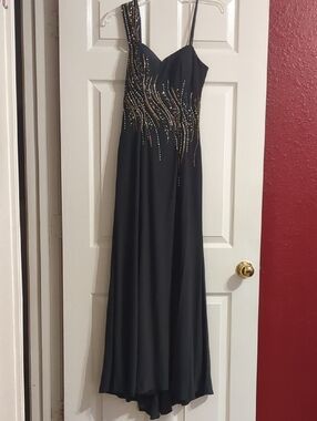 Xscape Gray Charcoal  One-Shoulder Evening Gown Gold-White-Black Beading Size 4